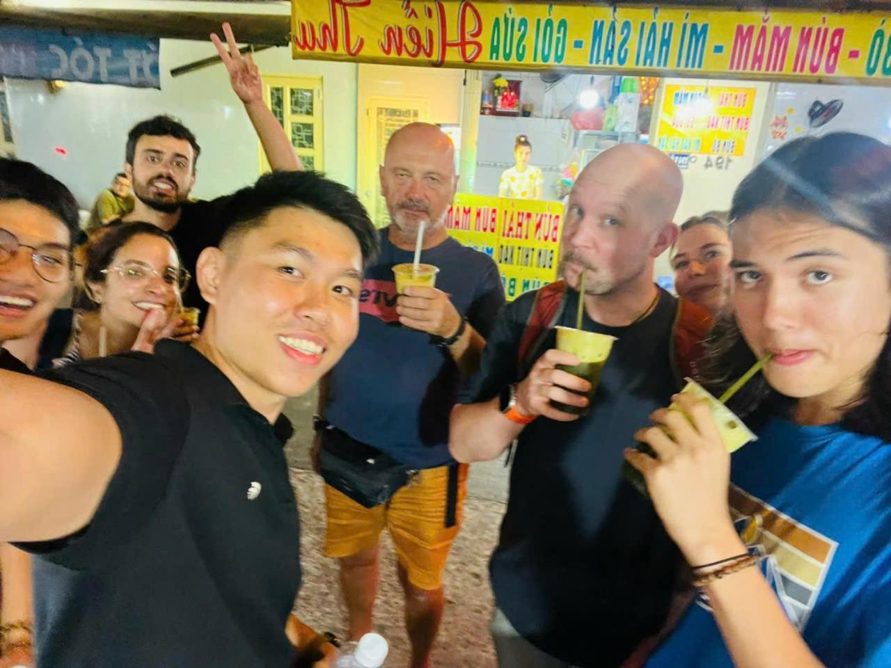 Saigon Authentic - Daily Walking Morning Tour, Fresh Daily Breakfast, Gym & Rooftop Billiard *