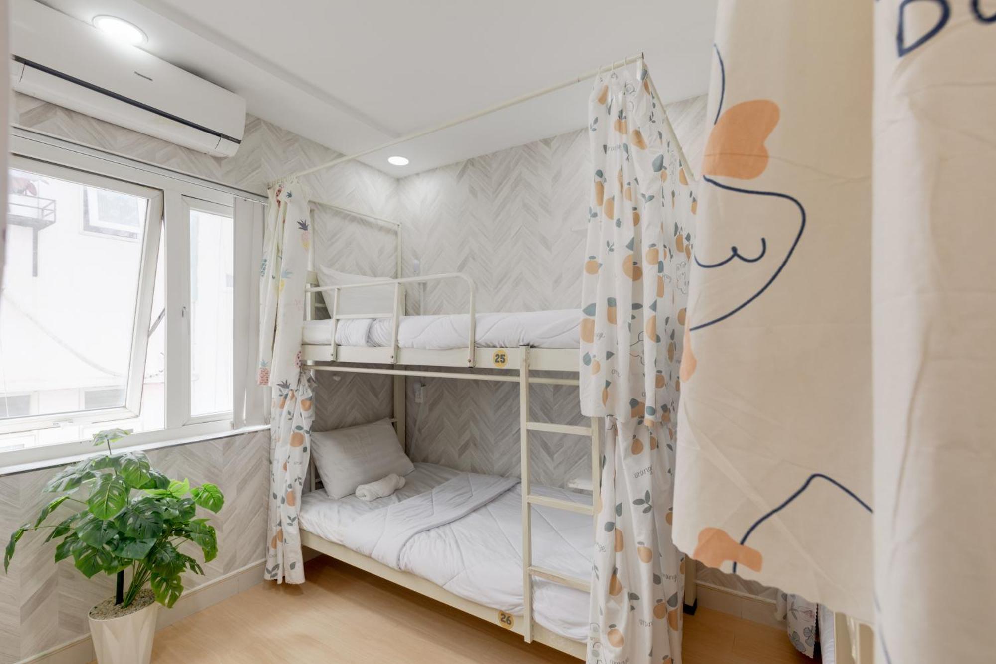 Nhà trọ Saigon Authentic - Daily Walking Morning Tour, Fresh Daily Breakfast, Gym & Rooftop Billiard