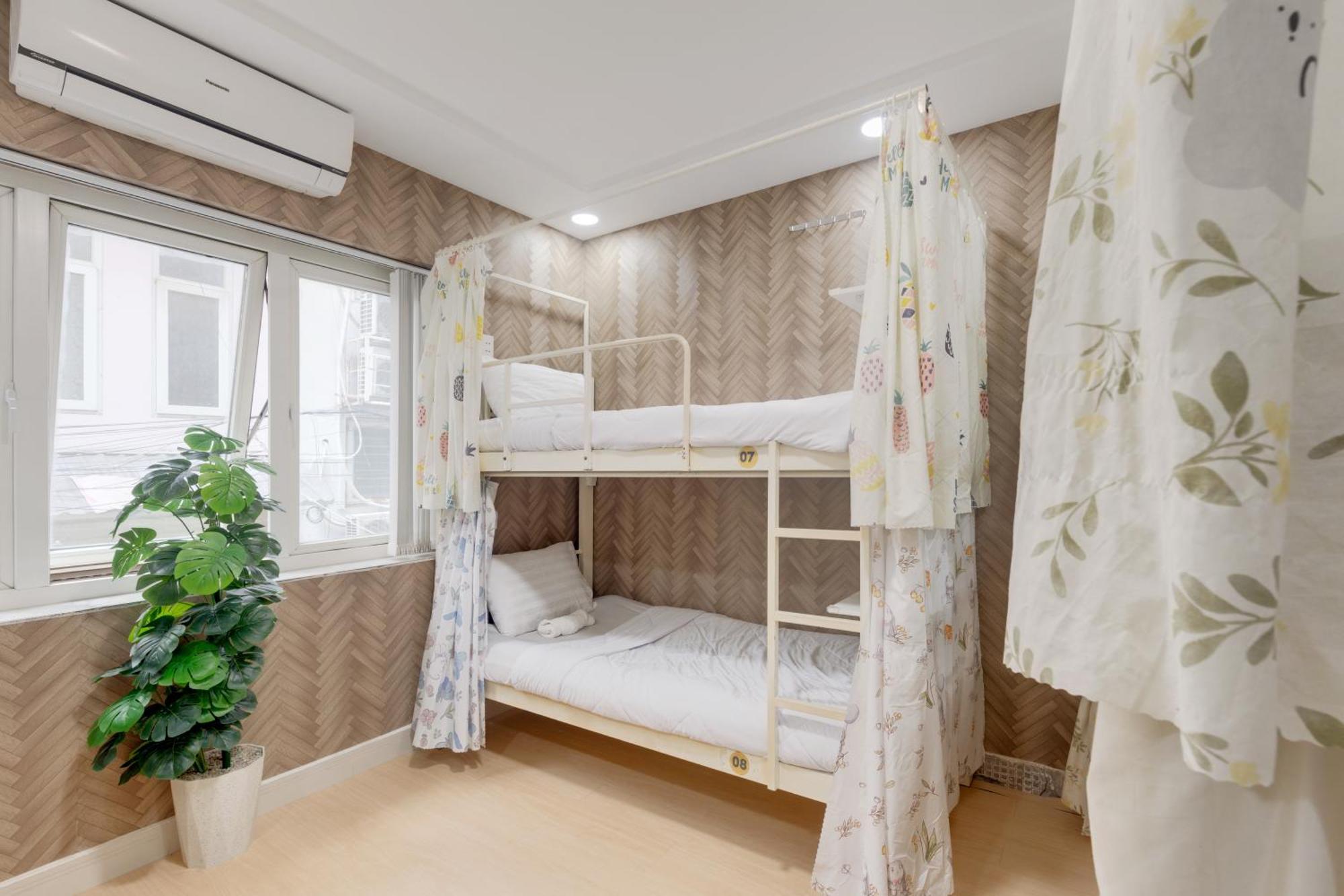 Nhà trọ Saigon Authentic - Daily Walking Morning Tour, Fresh Daily Breakfast, Gym & Rooftop Billiard