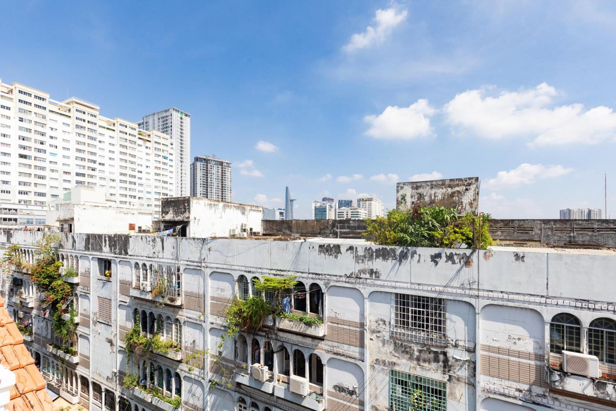 Saigon Authentic - Daily Walking Morning Tour, Fresh Daily Breakfast, Gym & Rooftop Billiard TP. Hồ Chí Minh