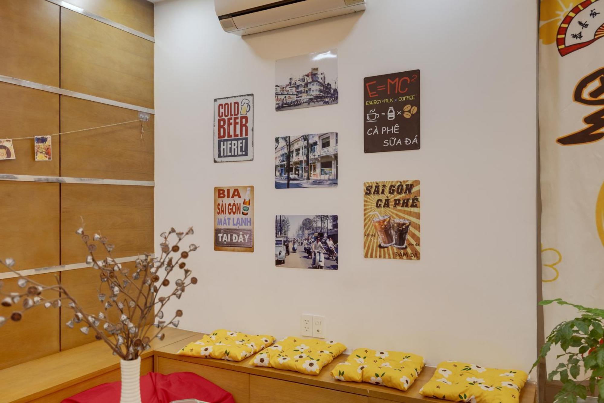 Saigon Authentic Hostel - Walking Neighborhood & City Tour, Cooking Class, Free Fresh Breakfast, Gym & Rooftop Billiard * Ho Chi Minh City
